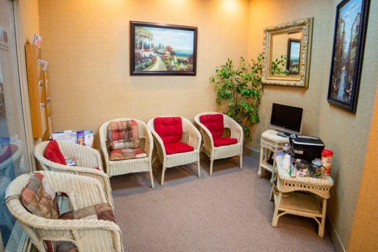 picture of the reception area at healthy smiles family dental